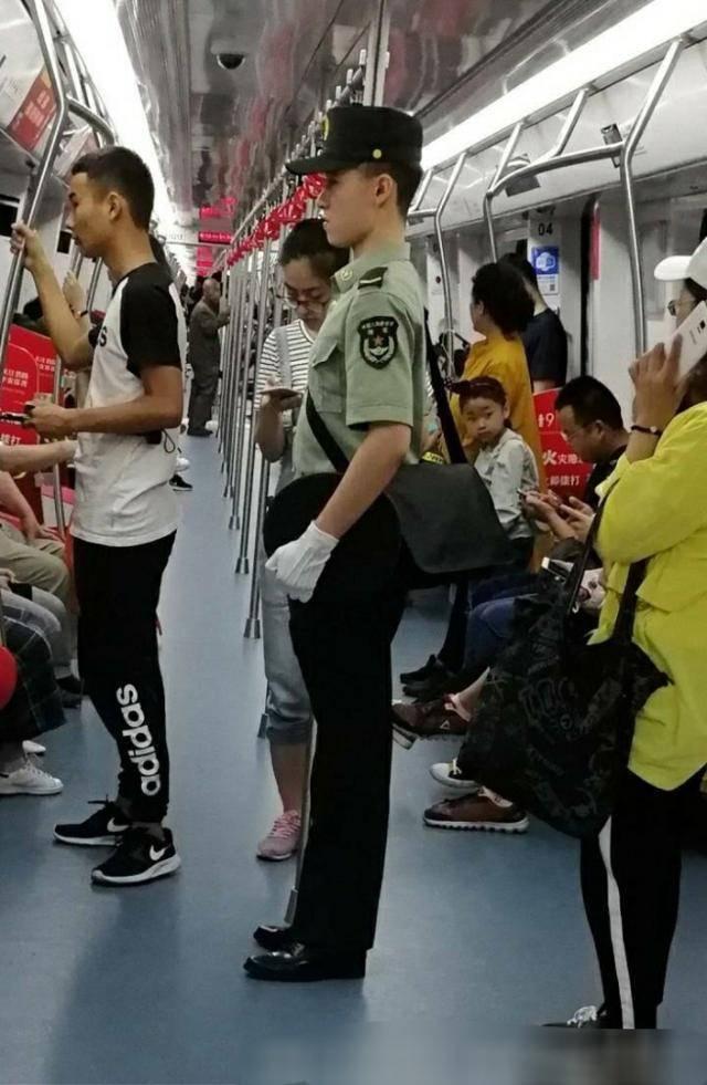 这就是中国军人