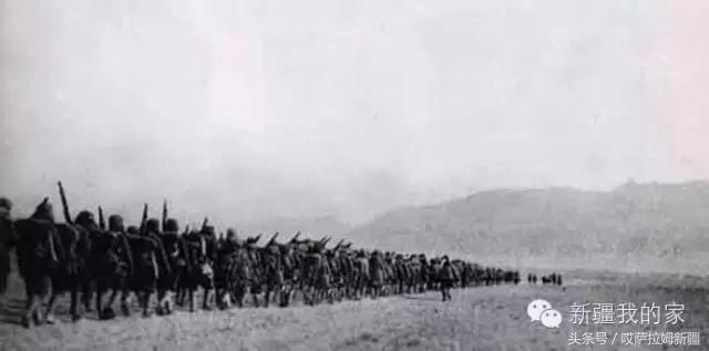 抗战胜利73周年：进新疆、平叛乱、打恶霸，黑白照片里的红色年代