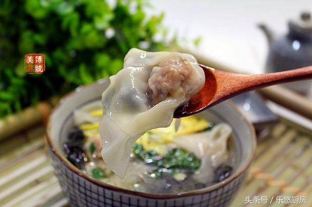 多包一些馄饨放冰箱，早餐省事不少，4种吃法，天天不重样