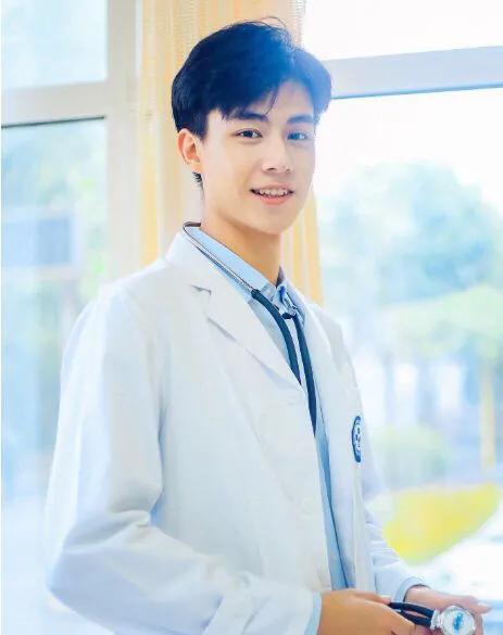 娱乐圈“红得快凉得也快”的4位明星，最后一位