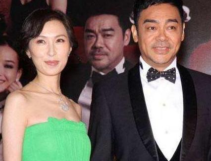 1998年，港姐冠军郭蔼明“下嫁”刘青云，为何婚后22年没孩子？