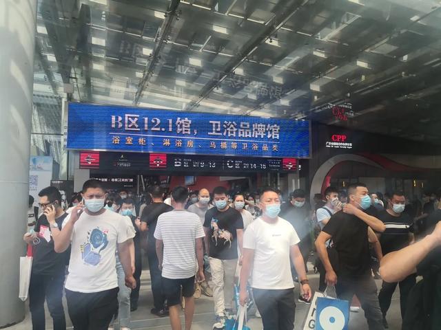 2020中國建博會（廣州）12.1衛(wèi)浴品牌館如約啟動，現(xiàn)場人流如織
