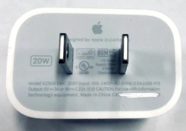 iPhone12高通基带回归标配5G，120Hz高刷屏幕，减配有线耳机？