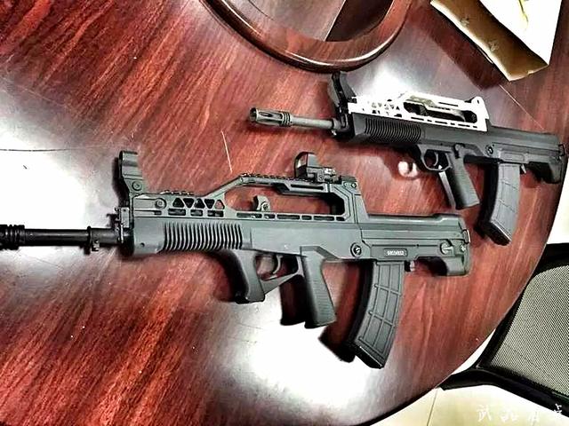 军事丨魔改过后的95式步枪颜值颇高，深受军方的喜爱