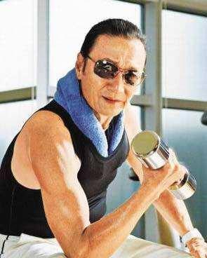 男明星年过四十胖是常态？张涵予邓超，快把腹肌给他们看看