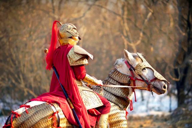 皇上的虎符被人偷走，士兵是会听皇帝调遣，还是会听虎符呢？