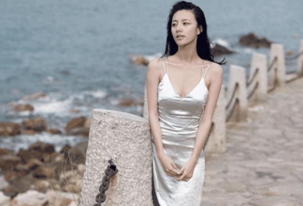 有一种“透视装”叫陈雅婷，难怪王思聪爱不释手，网友：身材真棒