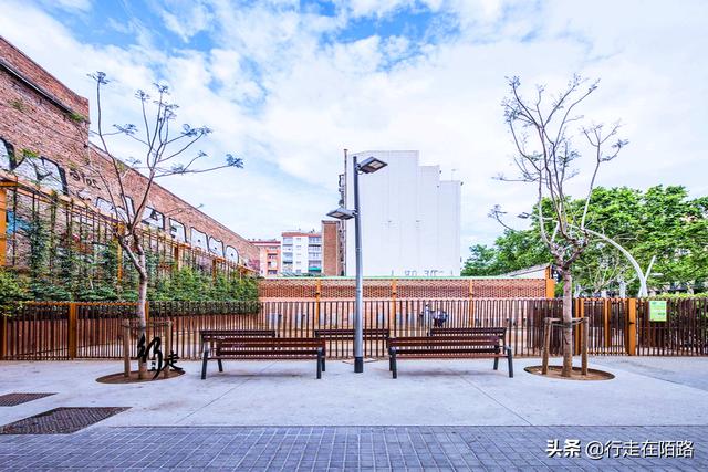 最智慧城市：160年前的城建規(guī)劃，不禁摩不限行也不會堵車