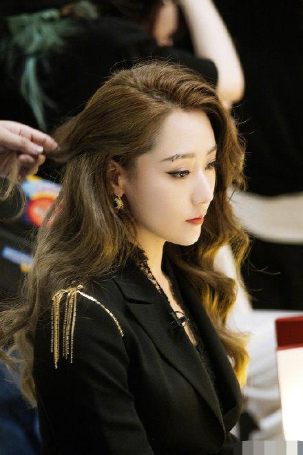 要复婚？白冰被前夫重新关注，节目中痛哭有人