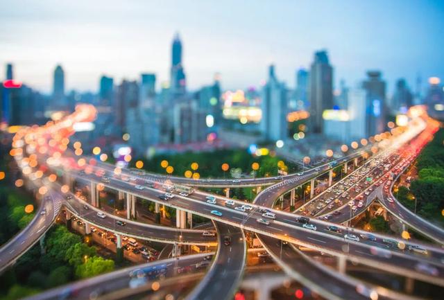 人均500元！这座有海有羊有草原的小城，随手一拍尽显异国风情