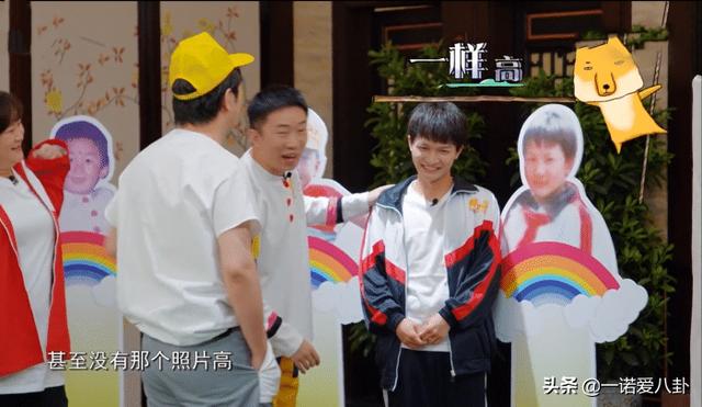 鞠婧祎晒童年照引争议，不放正脸还加滤镜，杨迪一句话回怼太真实