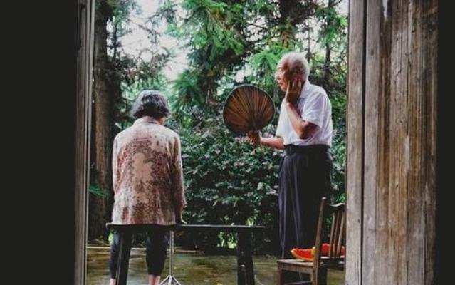 海尔新一代无叶空调风扇，让你清爽一整夏，家里必备的降暑神器
