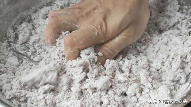 广东茶楼12元3个的芋头包，教你在家做便宜好吃，连吃5个还想吃