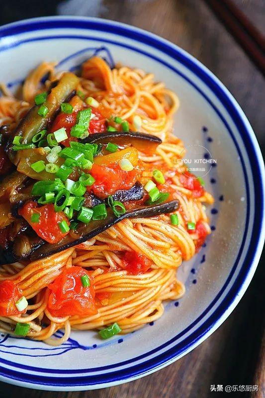 夏天最爱做的焖面，菜、面一锅出，比豆角焖面还入味