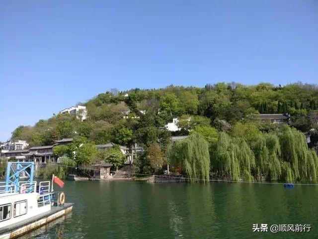 安徽一处名气很大的湖泊，曾成功晋升国家5A级景区，就在这个城市