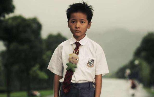 被周星驰发掘的4位女童星，前三位不温不火，唯独杨幂成大明星