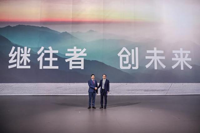 东风岚图 颇受争议 亦是备受关注