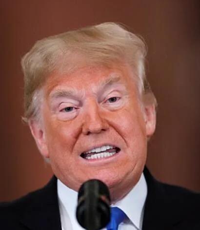 为什么特朗普的眼袋是白色的