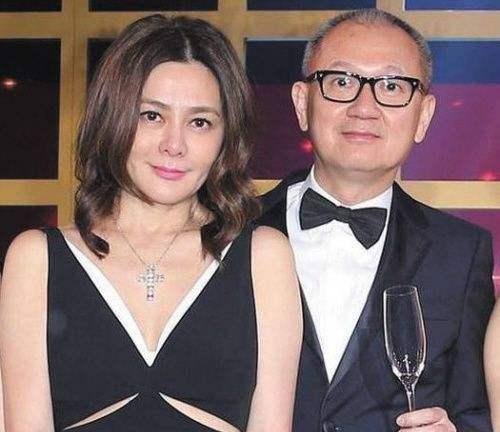 从“惯三”到“高尔夫球事件”，“老少通吃”的关之琳脸部变僵硬