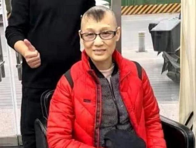 7月16日，李建群去世，19年前，宫雪花说她不配演