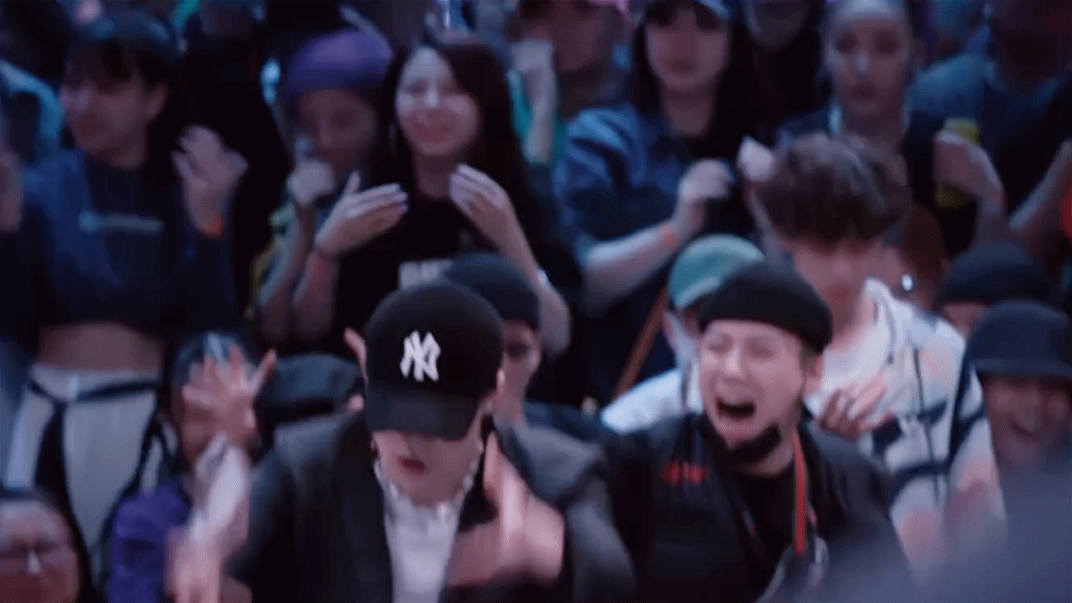 跺出|张艺兴把地板跺出坑 Krump不仅实力顶尖创意想法也让人惊艳