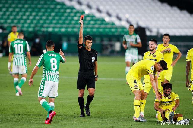 比利亚雷亚尔VS巴塞罗那：争四与争冠的殊死一搏