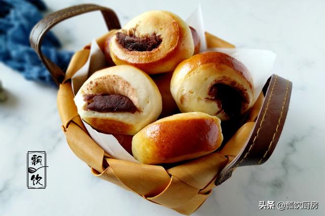 宝宝一只手能抓握的软甜小面包，暄软香甜不浪费，孩子吃着没扔头