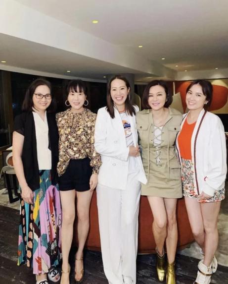 从“惯三”到“高尔夫球事件”，“老少通吃”的关之琳脸部变僵硬