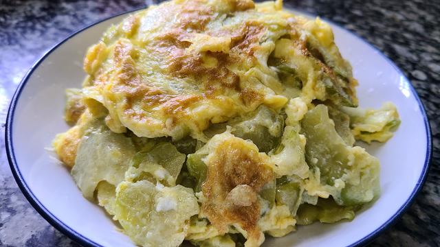 天气热，广东人经常吃这一道美味家常菜，清热下火又好吃