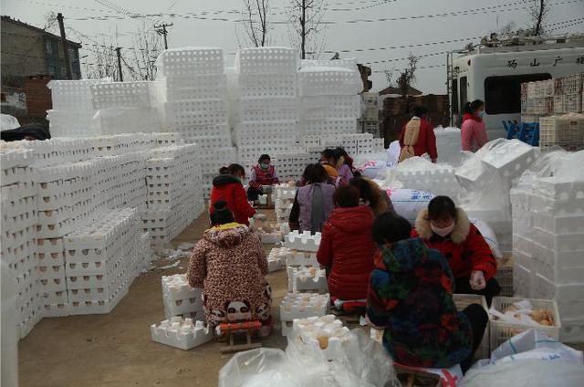 一个美国农民能养活150个美国人，中国农民呢？问题原来出在这