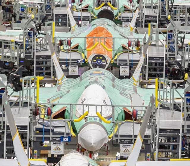 两天造一架五代战机，首次进入全速生产！一架