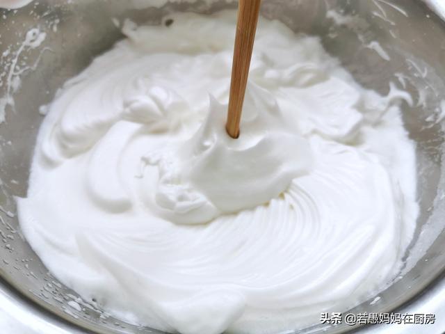 电饭锅蒸蛋糕一做就废，问题出现在这里！掌握这几点，一次就成功