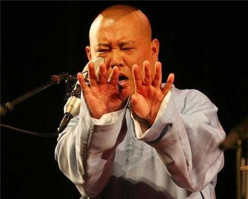 郭麒麟崛起，郭德纲重拾旧梦：德云社下半年要拍好几个戏