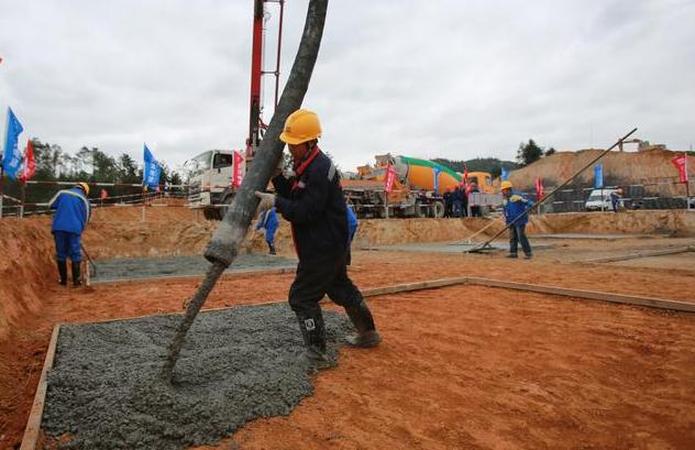 突破！首个特高压多端混合直流输电工程贯通，