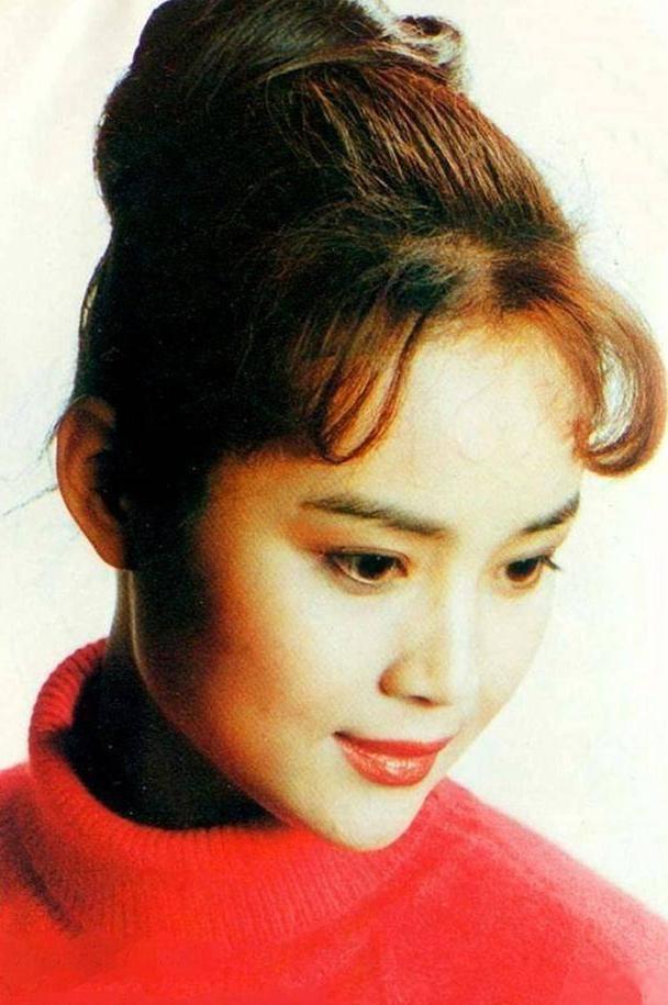 茹萍：与大18岁老男人离婚，与刘之冰组2婚家庭，后妈当得喜开颜