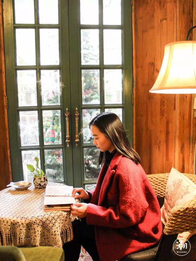 100米，它是武汉最短但网红店最多的一条街