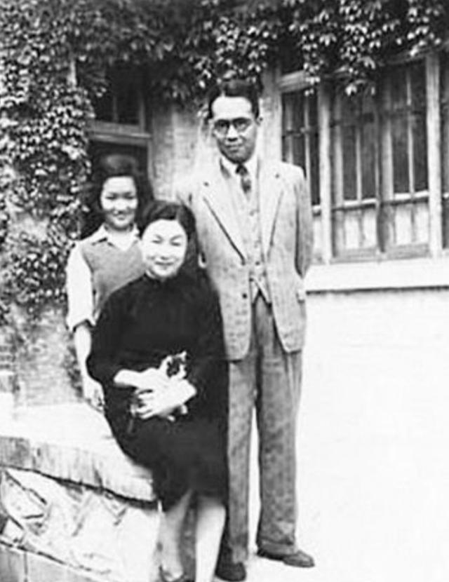 杨绛：一切浮华归于平淡，不争便是最好的争（