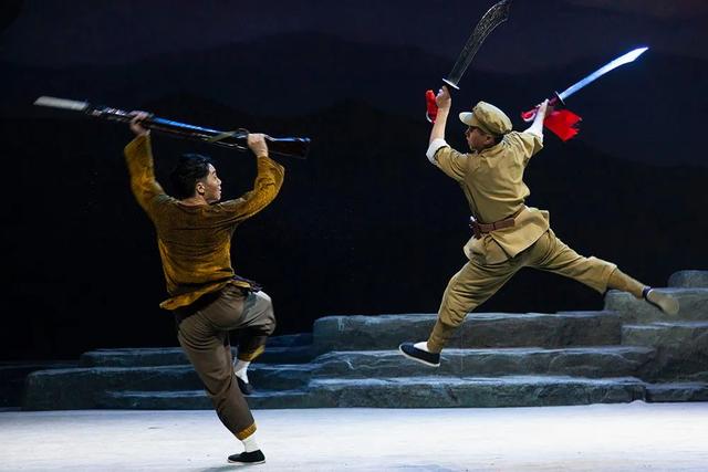 &ldquo;红心向党永歌唱&rdquo;主持人月阳与豫剧《红嫂颂》部分主创畅聊台前幕后