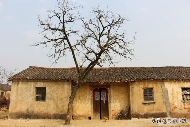 农村建房知识，前有照，后有靠，这样建房才家族兴旺，财运亨通