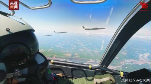 360度看歼20座舱内部，细节尚有不足，改进型将进