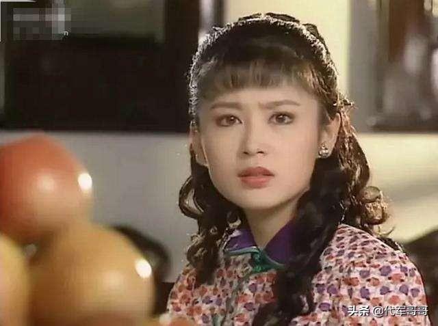 年轻时的陈红也是女神，旧照撞脸郑爽，难怪会嫁给大导演陈凯歌