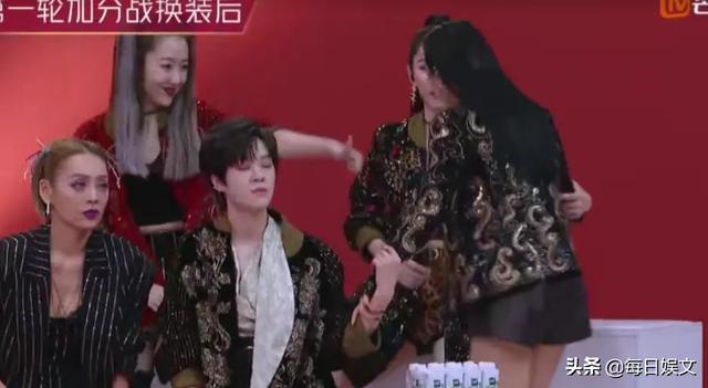 《浪姐》第三次公演宁静不满意王霏霏分数？塑