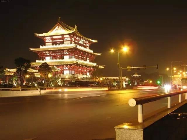 長(zhǎng)沙第一大美女原來(lái)長(zhǎng)這樣！數(shù)十萬(wàn)人跨省而來(lái)，只為看她一眼？