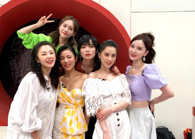 郑钧老婆刘芸录综艺，狂删评论区差评，网友：