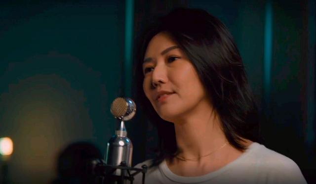 直播这么“俗”的事，被光脚的孙燕姿彻底终结了