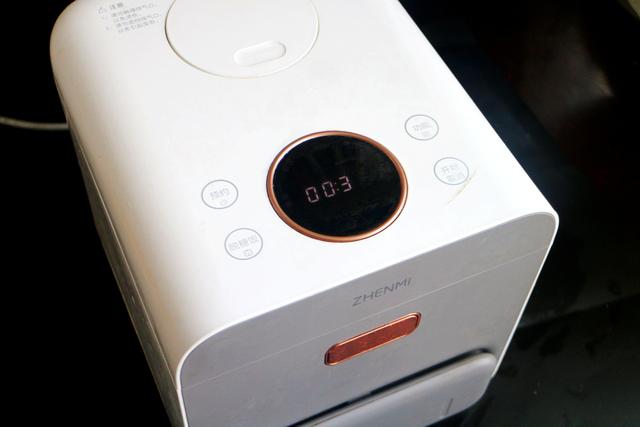 五花肉最简单的做法，一拌一蒸，不油不腻，孩子抢着吃