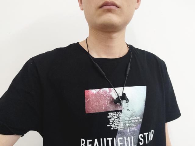 戴Airpods运动怕跑着跑着就消失了？南卡挂脖式耳机再也不怕丢