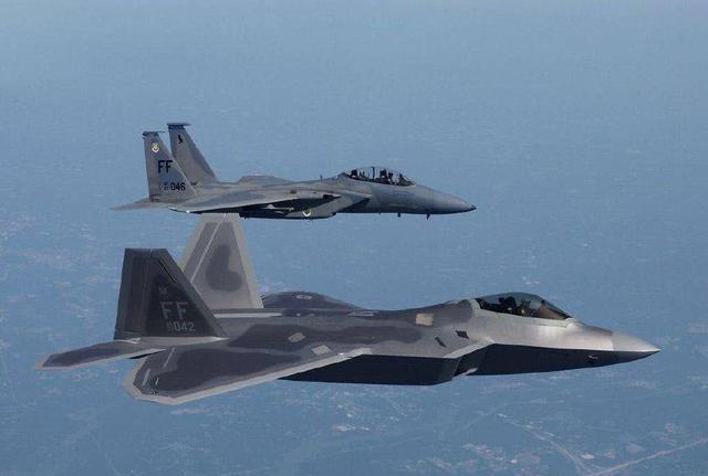 旧瓶装新酒，简化严重，防守有余，进攻不足的美制F16V战斗机