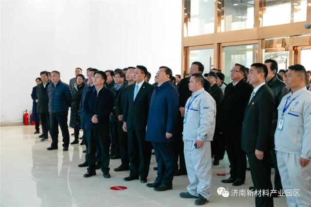 省委常委、市委书记王忠林到济南新材料产业园区观摩评议重点项目