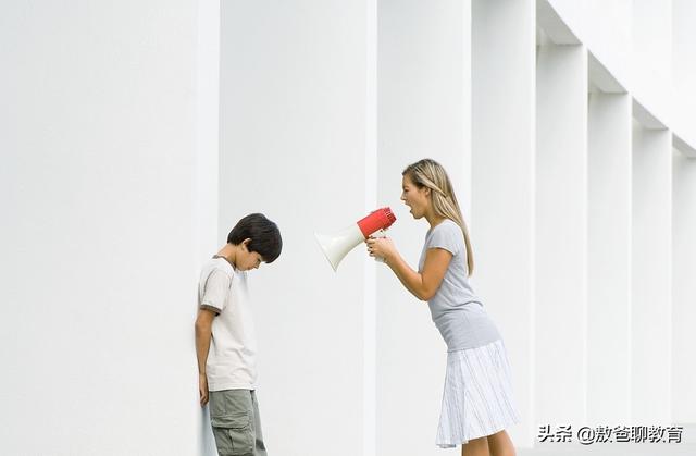 父母掌握这4个批评技巧，能消除孩子逆反心理，让孩子更愿意接受